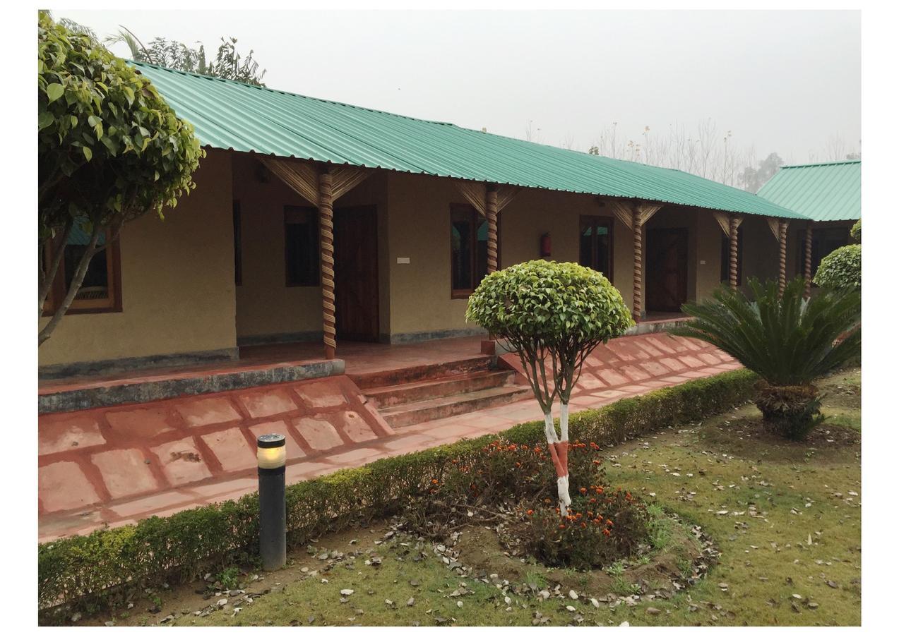 Dr. Sudha'S Ayurveda Hotel Muzaffarnagar Exterior photo